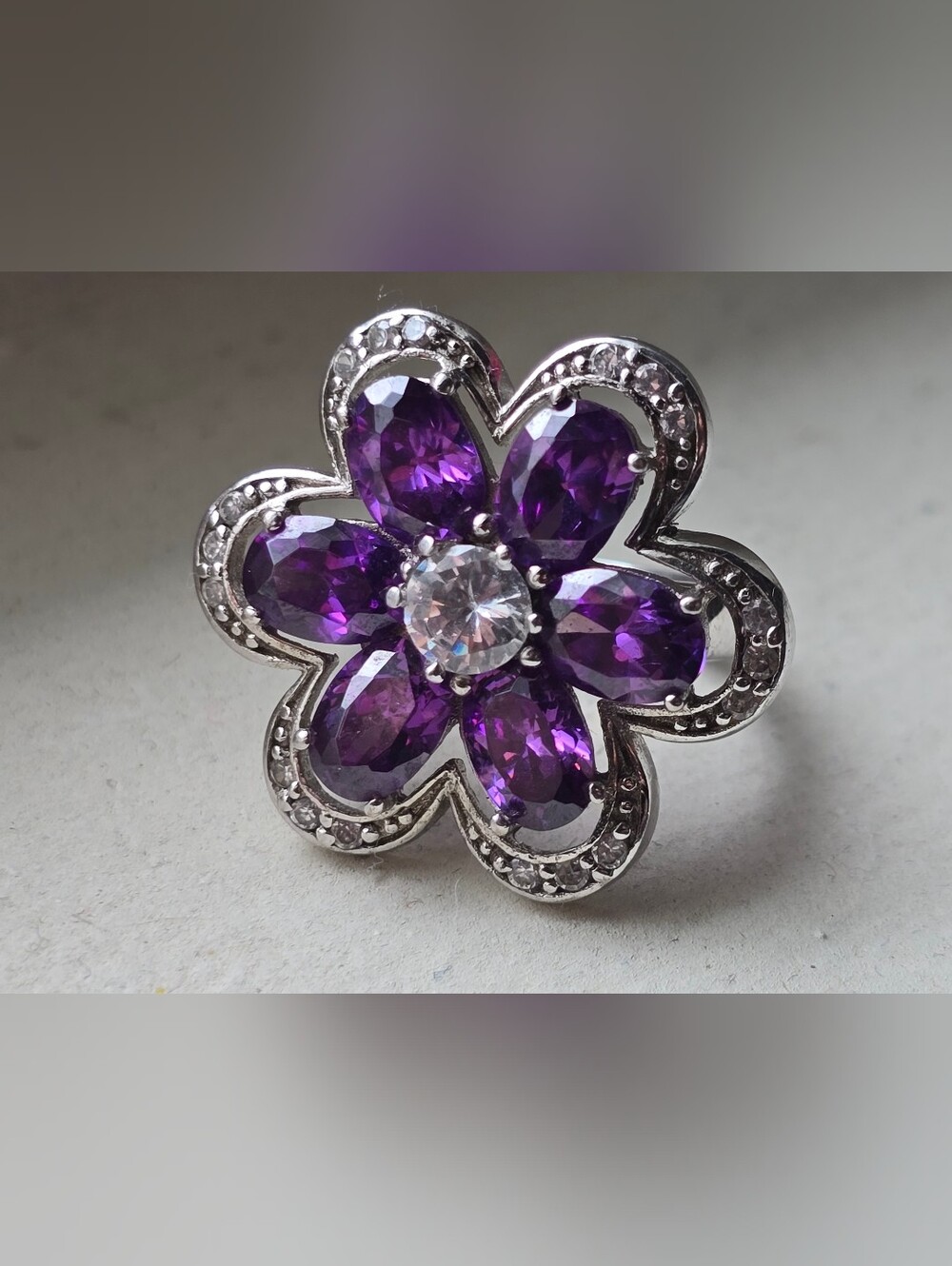 Vintage Avon 925 Sterling Silver Purple CZ Flower Cluster Statement Ring Size 6